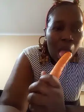 Snapshot of stripqueenx2 chatting on December 26, 2024, 4:36 pm stripqueenx2 online show from December 26, 2024, 4:36 pm