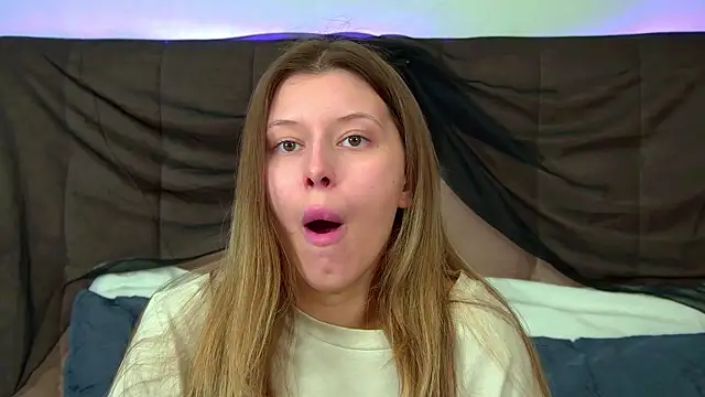 Snapshot of LiliaBianka chatting on October 24, 2025, 7:40 am LiliaBianka online show from October 24, 2025, 7:40 am
