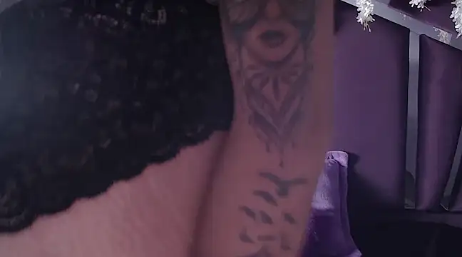 Snapshot of MaddyHudson chatting on January 30, 2025, 8:31 pm MaddyHudson online show from January 30, 2025, 8:31 pm