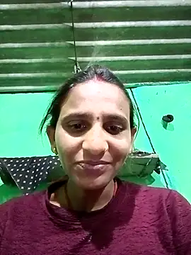 Baby  Shreya online show from December 2, 2025, 9:49 pm