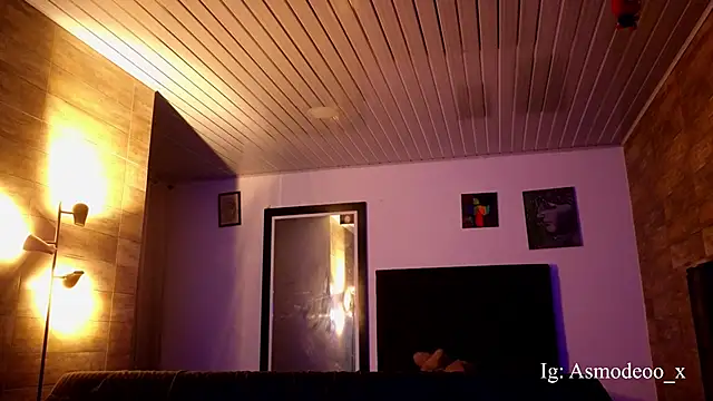 AsmodeoCox online show from April 19, 2026, 3:40 am