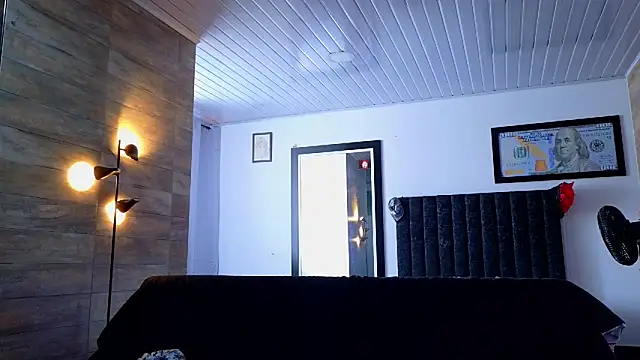 Snapshot of AsmodeoCox chatting on October 22, 2025, 2:38 pm AsmodeoCox online show from October 22, 2025, 2:38 pm