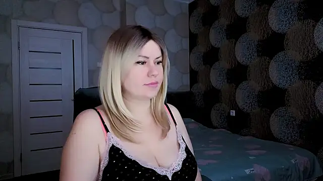 Snapshot of natusik chatting on February 25, 2025, 11:37 pm natusik online show from February 25, 2025, 11:37 pm