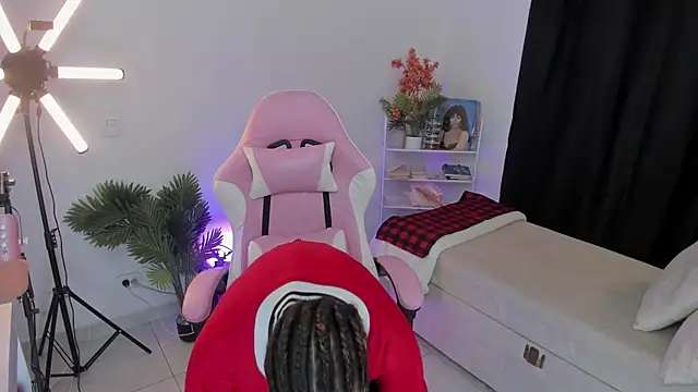 mulata 1ch online show from January 7, 2026, 12:37 am