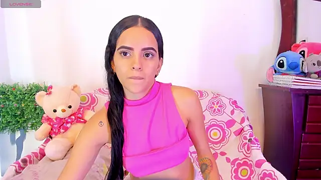 Snapshot of emilyclay_1 chatting on September 22, 2025, 3:23 am emilyclay 1 online show from September 22, 2025, 3:23 am