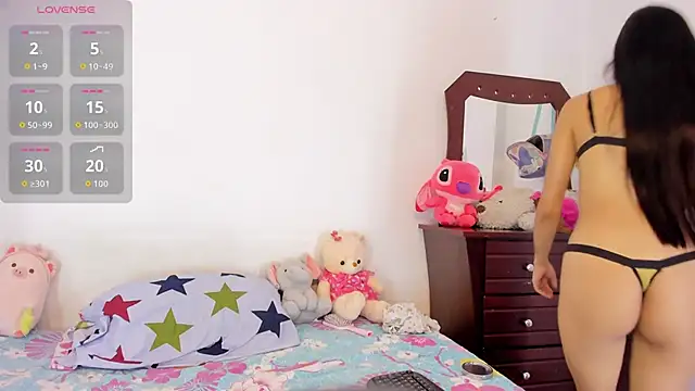 Snapshot of emilyclay_1 chatting on September 30, 2025, 1:50 pm emilyclay 1 online show from September 30, 2025, 1:50 pm