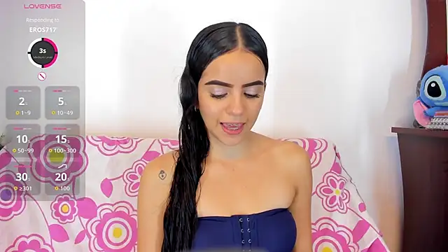 Snapshot of emilyclay_1 chatting on September 22, 2025, 9:21 pm emilyclay 1 online show from September 22, 2025, 9:21 pm