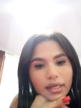 LI SMITH  online show from December 14, 2025, 9:53 pm