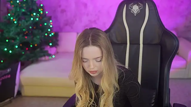 Cassy-Celestial  online show from January 18, 2026, 9:35 am