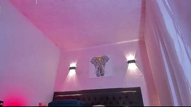 girlasian hairy online show from November 28, 2025, 10:32 pm