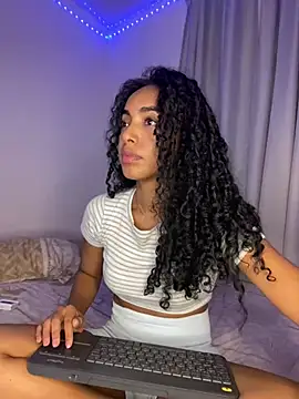 Snapshot of nicoleebony1 chatting on March 14, 2025, 1:16 am nicoleebony1 online show from March 14, 2025, 1:16 am