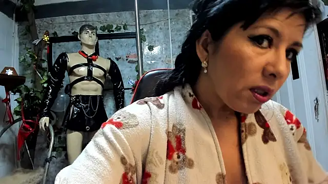 Snapshot of Erlinda-engel chatting on March 22, 2025, 12:46 pm Erlinda-engel online show from March 22, 2025, 12:46 pm