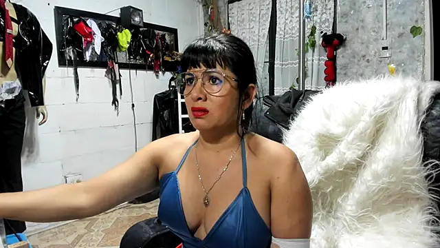 Snapshot of Erlinda-engel chatting on September 10, 2025, 11:59 pm Erlinda-engel online show from September 10, 2025, 11:59 pm