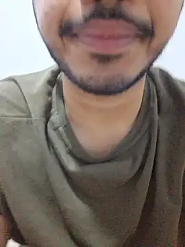 alesssterling online show from April 19, 2026, 3:18 am