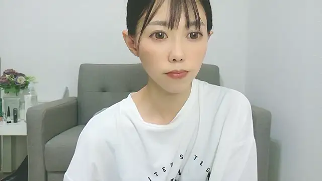 Snapshot of --mami-- chatting on July 18, 2026, 1:52 pm --mami-- online show from July 18, 2026, 1:52 pm