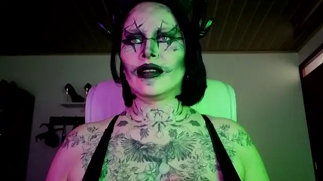 Snapshot of Olivia_seex chatting on October 6, 2025, 2:18 pm Olivia seex online show from October 6, 2025, 2:18 pm