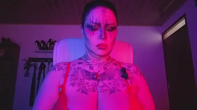 Snapshot of Olivia_seex chatting on October 26, 2025, 1:33 pm Olivia seex online show from October 26, 2025, 1:33 pm