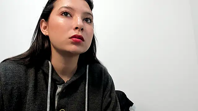 Snapshot of cami-01 chatting on October 17, 2025, 8:10 pm cami-01 online show from October 17, 2025, 8:10 pm