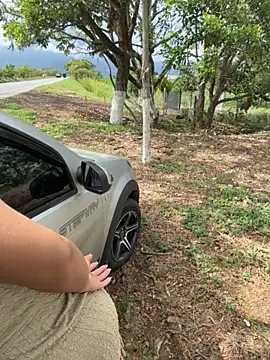 Sol biglips online show from April 18, 2026, 7:58 pm