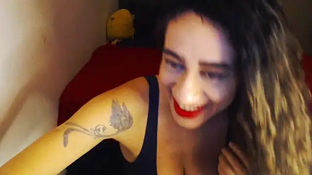 Snapshot of gauchinhaG chatting on March 13, 2026, 11:21 pm gauchinhaG online show from March 13, 2026, 11:21 pm