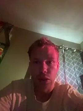 Snapshot of Mikeswanston chatting on June 27, 2026, 8:59 pm Mikeswanston online show from June 27, 2026, 8:59 pm