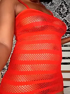 Snapshot of black_sexy_queen chatting on June 29, 2026, 9:47 pm black sexy queen online show from June 29, 2026, 9:47 pm