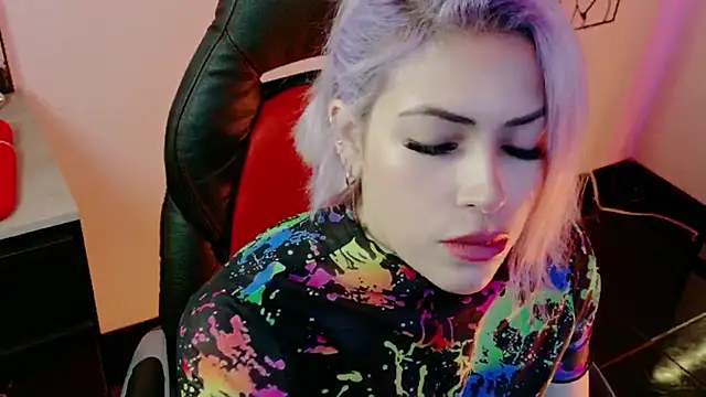 Natalia Montoya online show from February 16, 2026, 1:59 am