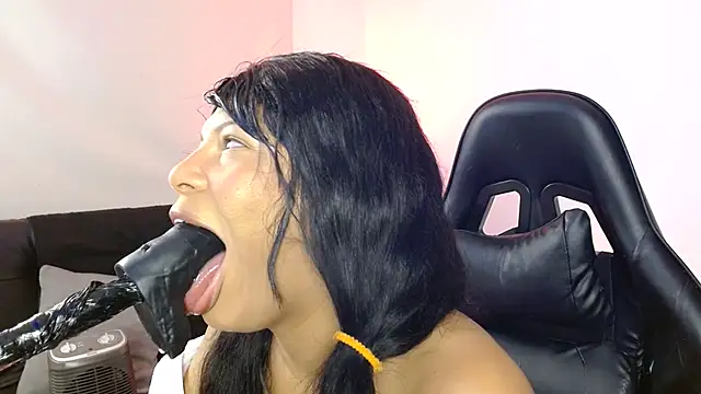 Anabel693 online show from February 8, 2025, 7:48 am