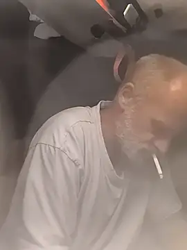 FloppyPickle4u online show from April 17, 2026, 3:53 am