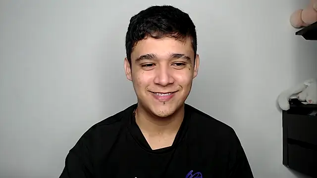 kaiine190 online show from March 24, 2026, 5:51 am