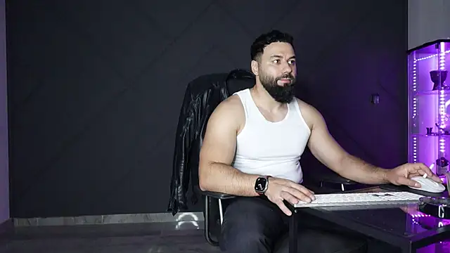 mattmasterss online show from April 20, 2026, 7:04 pm