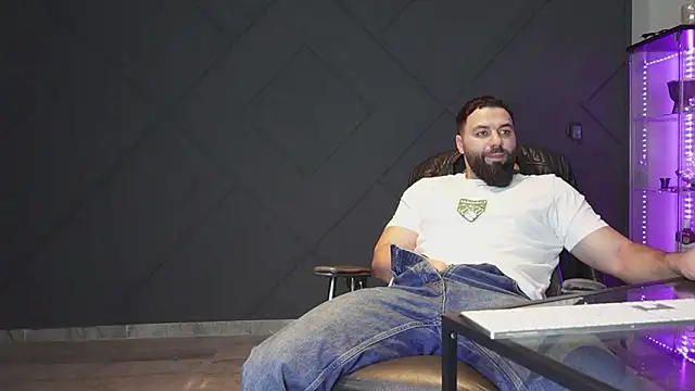 mattmasterss online show from March 15, 2026, 6:37 pm