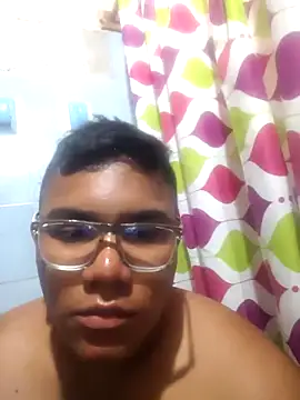 juniorxxx14 online show from April 13, 2026, 3:49 pm