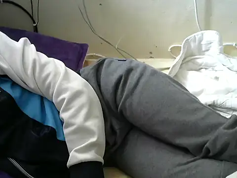 Snapshot of Ma-yolo001 chatting on November 9, 2025, 9:46 am Ma-yolo001 online show from November 9, 2025, 9:46 am