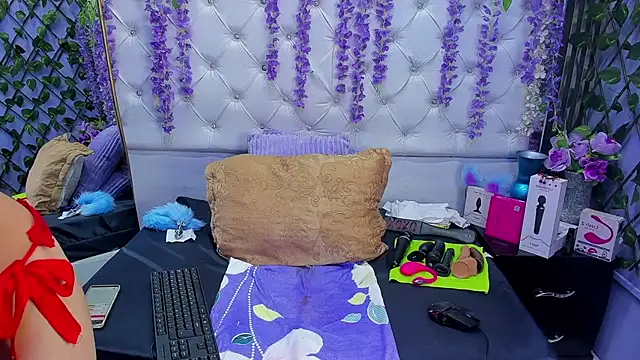 Snapshot of Brith_Adams chatting on November 28, 2025, 2:56 am Brith Adams online show from November 28, 2025, 2:56 am