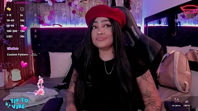 Neko Misaki online show from December 2, 2025, 6:31 pm