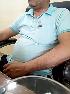Snapshot of Hot-man39 chatting on March 15, 2026, 6:53 am Hot-man39 online show from March 15, 2026, 6:53 am