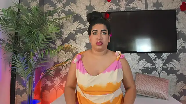 Snapshot of Liana_Asaff chatting on March 3, 2025, 9:15 pm Liana Asaff online show from March 3, 2025, 9:15 pm