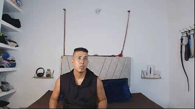 Snapshot of Liana_Asaff chatting on January 14, 2026, 10:57 pm Liana Asaff online show from January 14, 2026, 10:57 pm