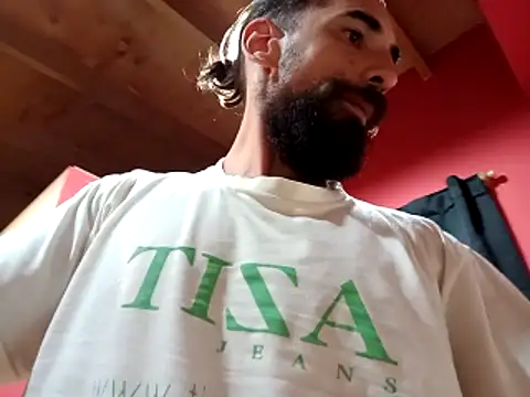 Snapshot of manucho2023 chatting on November 4, 2025, 12:53 pm manucho2023 online show from November 4, 2025, 12:53 pm