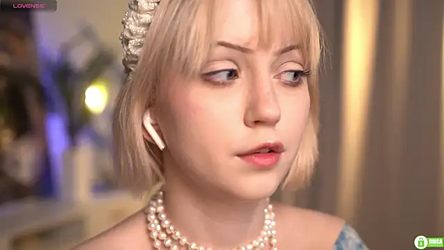 electric babe online show from March 14, 2025, 3:36 pm