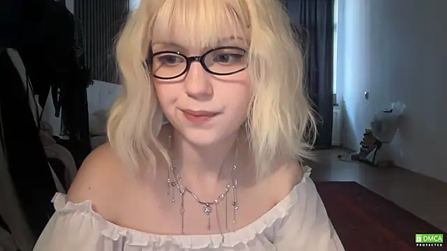 electric babe online show from July 15, 2026, 2:13 pm