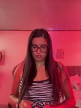  elektrah online show from April 10, 2026, 4:03 pm