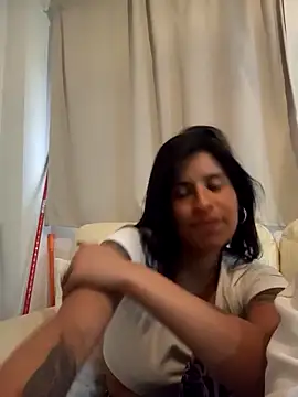  elektrah online show from October 21, 2025, 3:55 pm