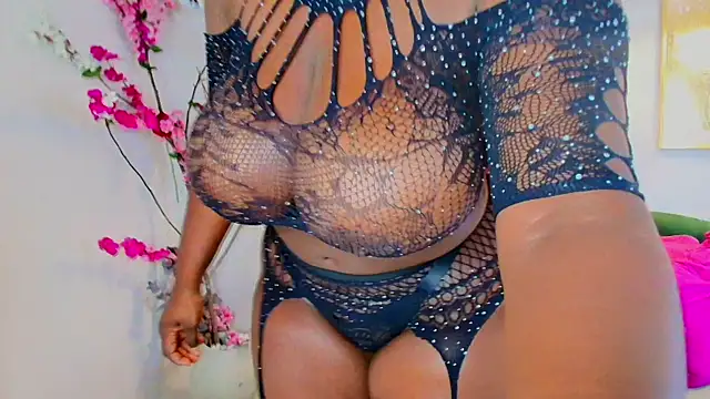 blaisysmith online show from July 15, 2026, 12:01 pm