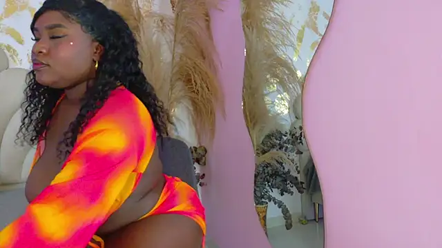 Snapshot of blaisysmith chatting on September 23, 2025, 12:01 pm blaisysmith online show from September 23, 2025, 12:01 pm