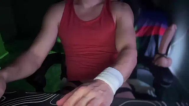 KinkyPlayerrr online show from November 10, 2025, 11:54 pm