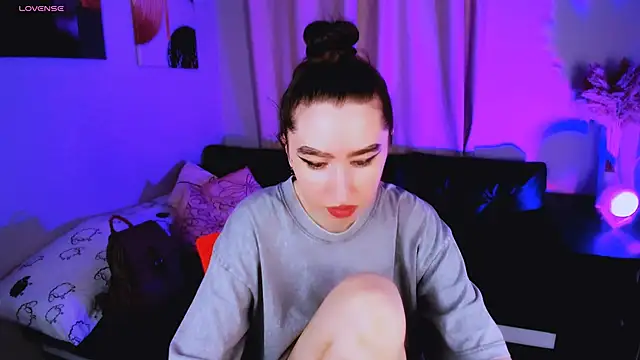 Lily xBabe online show from September 11, 2025, 8:25 am