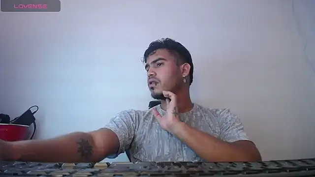 Snapshot of jaden_98_ chatting on January 30, 2025, 4:02 pm jaden 98 online show from January 30, 2025, 4:02 pm