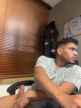 Snapshot of jaden_98_ chatting on November 29, 2025, 11:16 pm jaden 98 online show from November 29, 2025, 11:16 pm